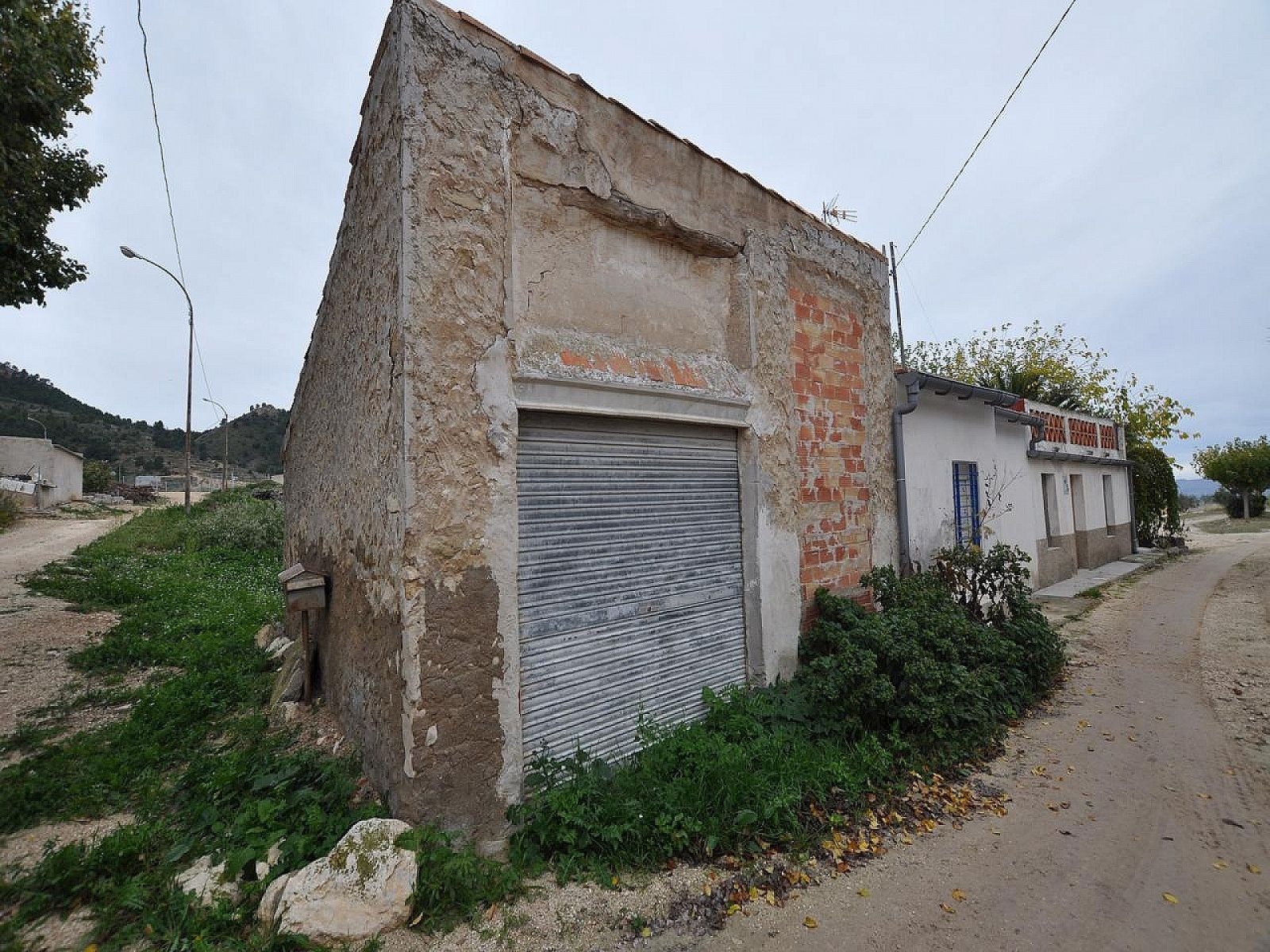 Resale - 5 Bedroom Cave House in Jumilla -  - Murcia