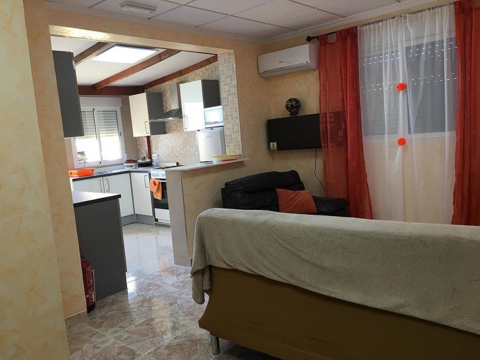 Resale - 12 Bedroom 12 Bathroom Commercial in Fortuna -  - Murcia