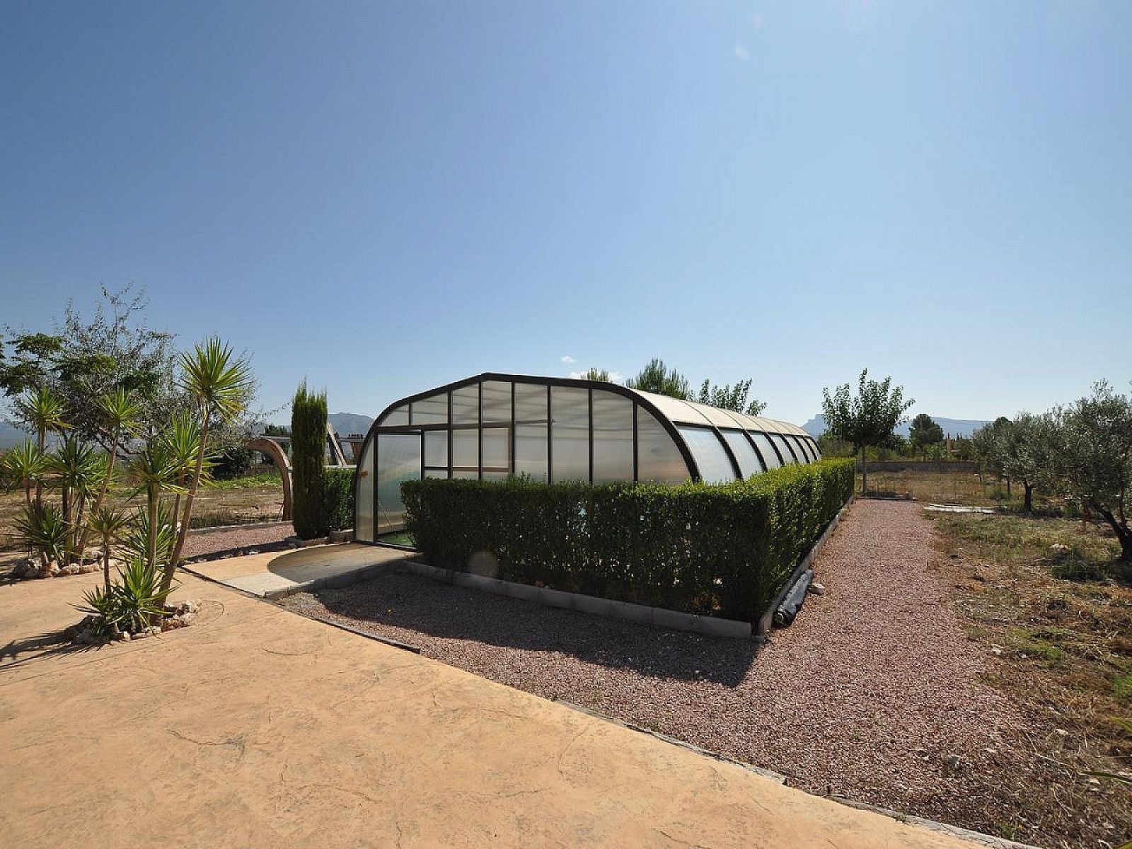 Resale - 8 Bedroom 3 Bathroom Villa in Sax -  - Alicante