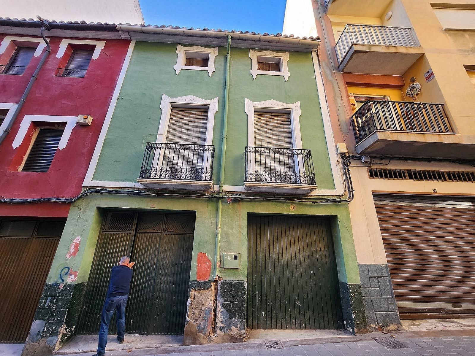 Resale - Townhouse in Villena -  - Alicante