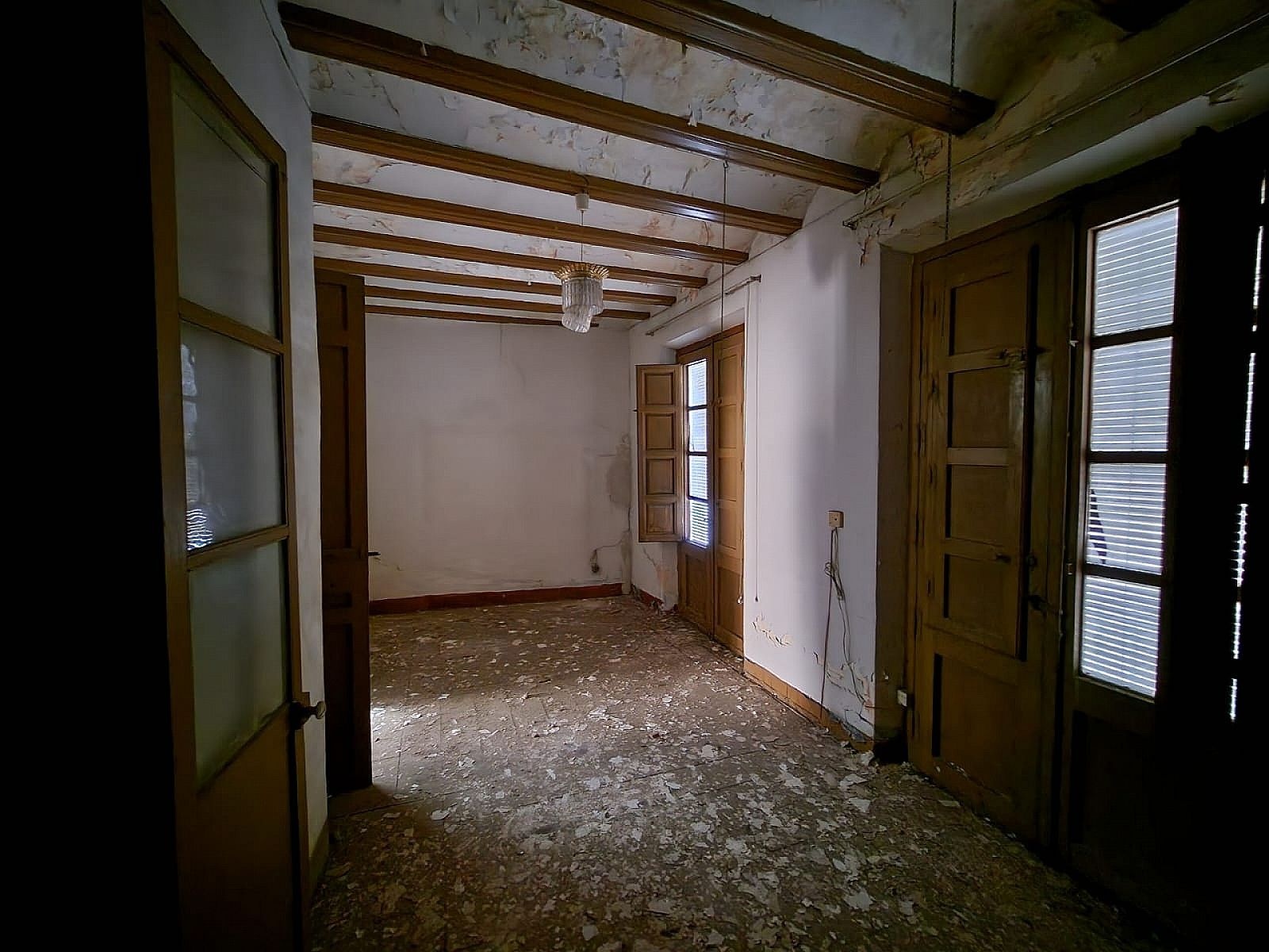 Resale - Townhouse in Villena -  - Alicante