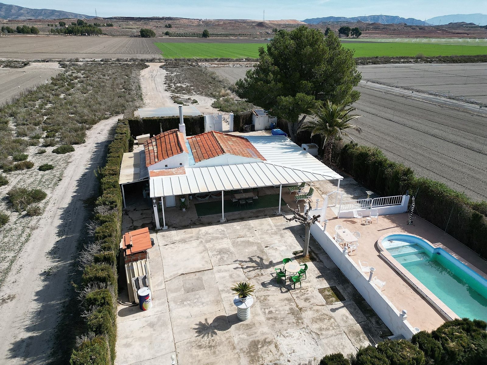 Resale - 2 Bedroom 1 Bathroom Villa in Villena -  - Alicante