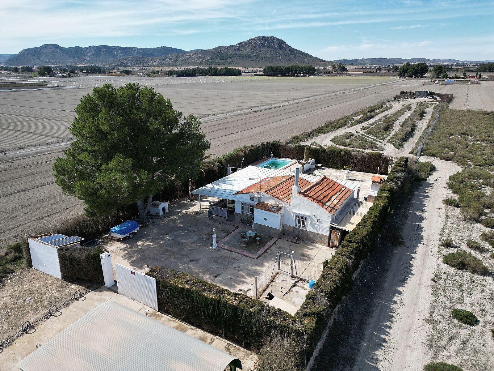 Resale - 2 Bedroom 1 Bathroom Villa in Villena -  - Alicante