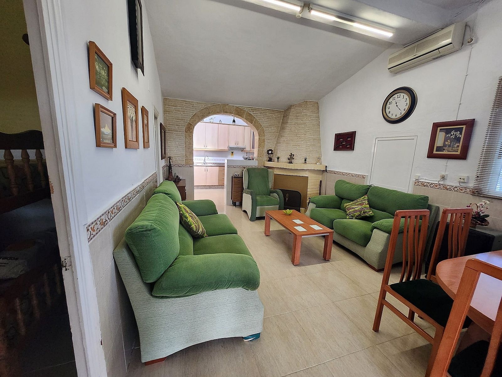 Resale - 2 Bedroom 1 Bathroom Villa in Villena -  - Alicante