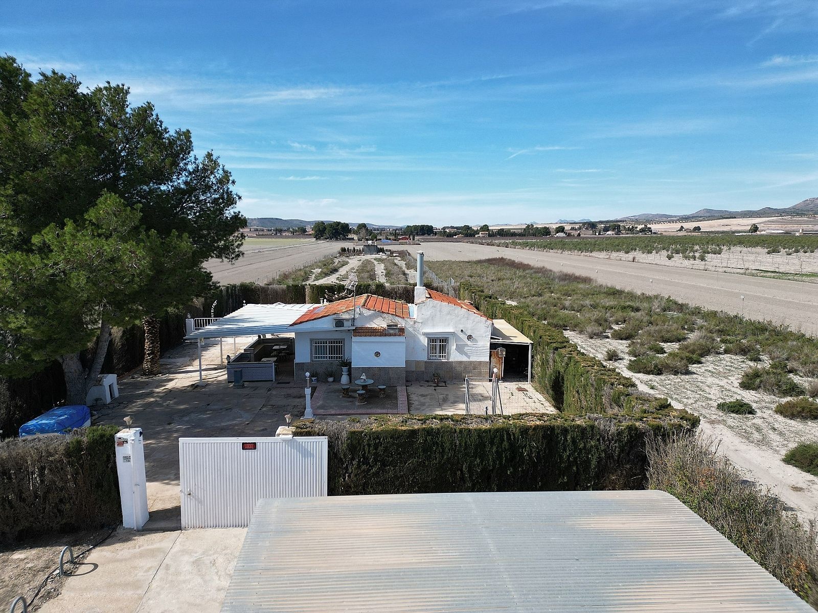 Resale - 2 Bedroom 1 Bathroom Villa in Villena -  - Alicante