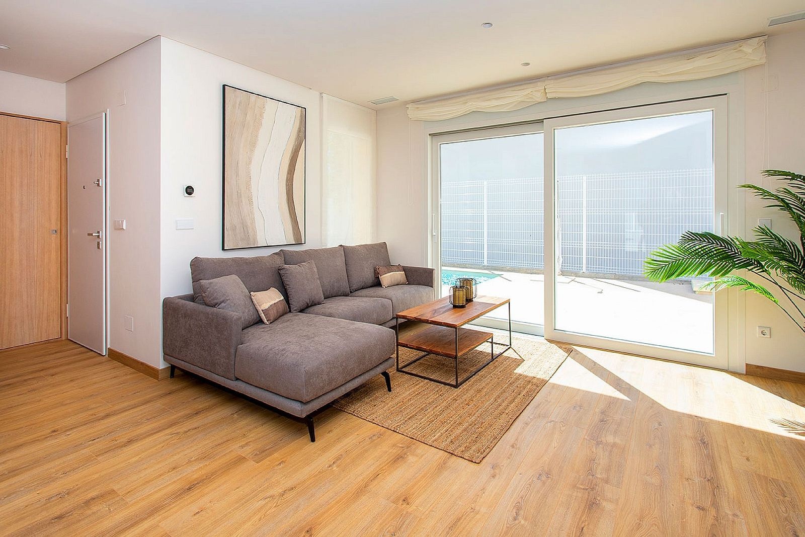 Resale - 3 Bedroom 3 Bathroom Villa in Hondón de las Nieves -  - Alicante