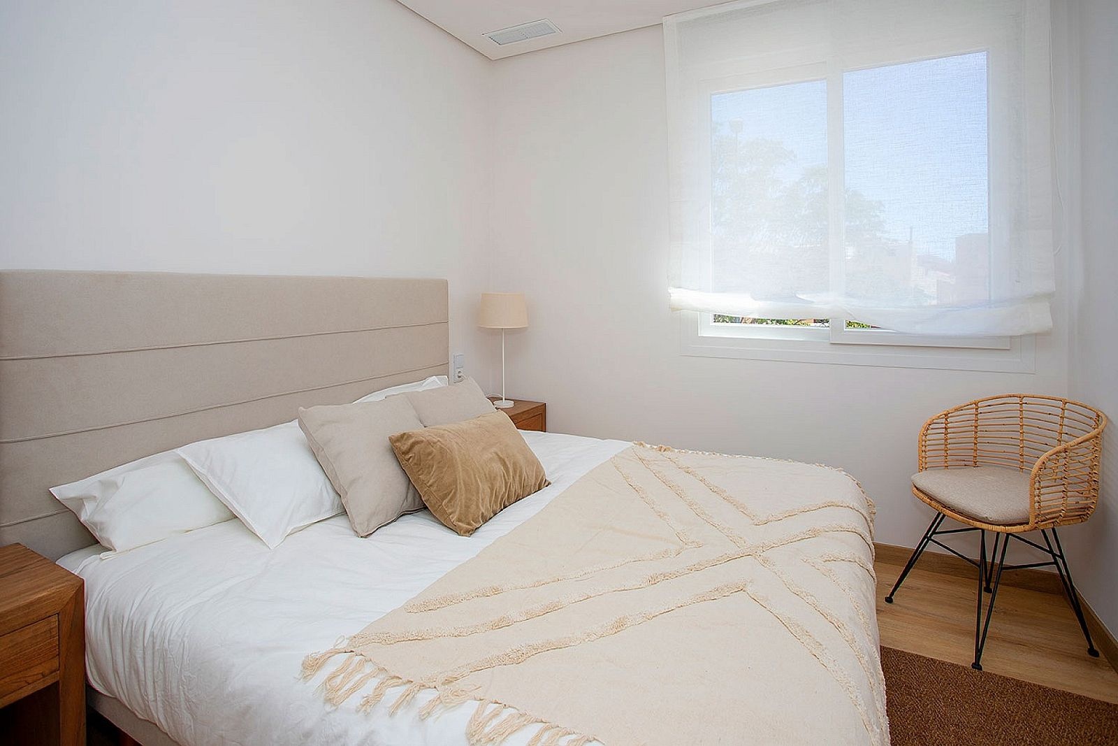 Resale - 3 Bedroom 3 Bathroom Villa in Hondón de las Nieves -  - Alicante
