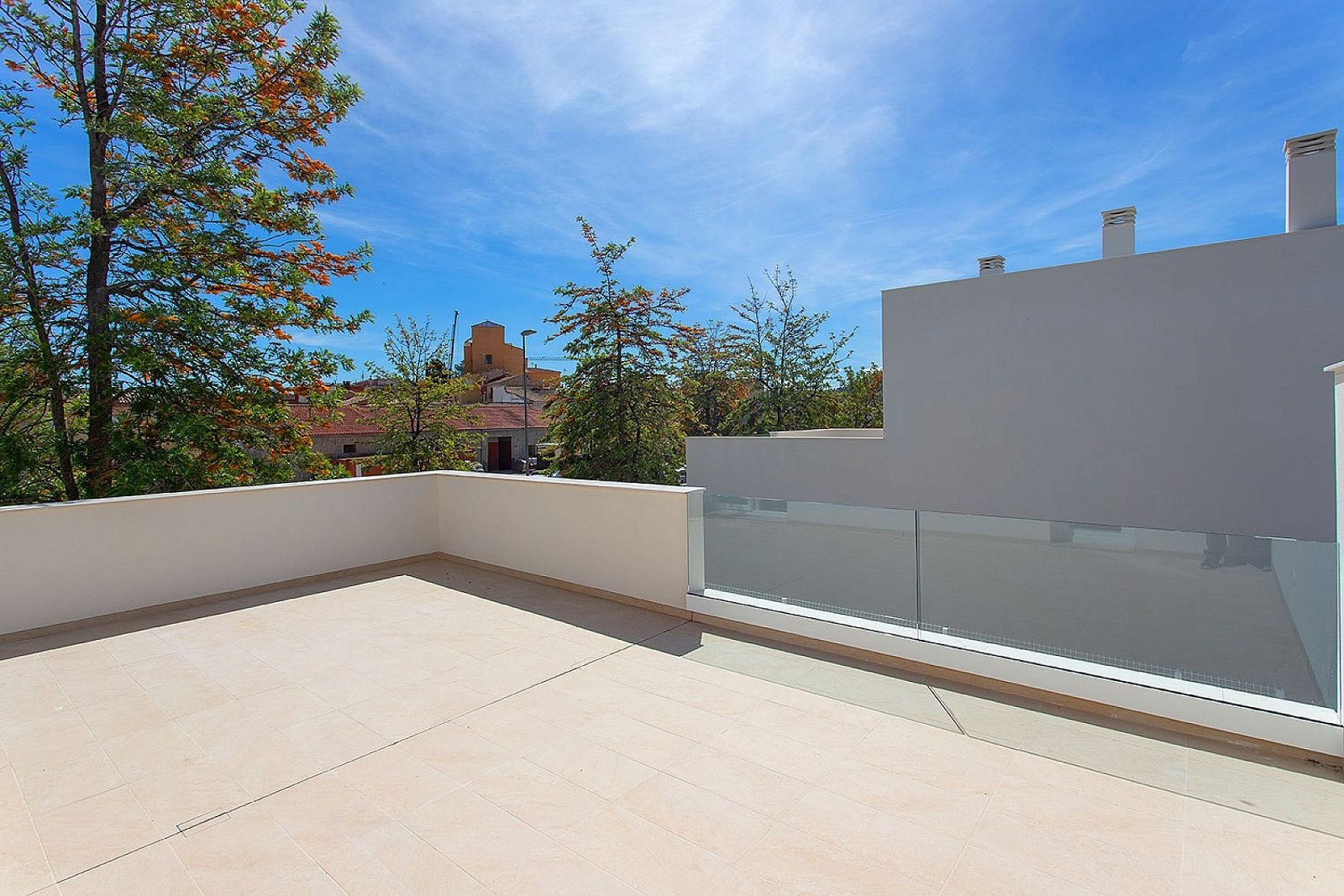 Resale - 3 Bedroom 3 Bathroom Villa in Hondón de las Nieves -  - Alicante