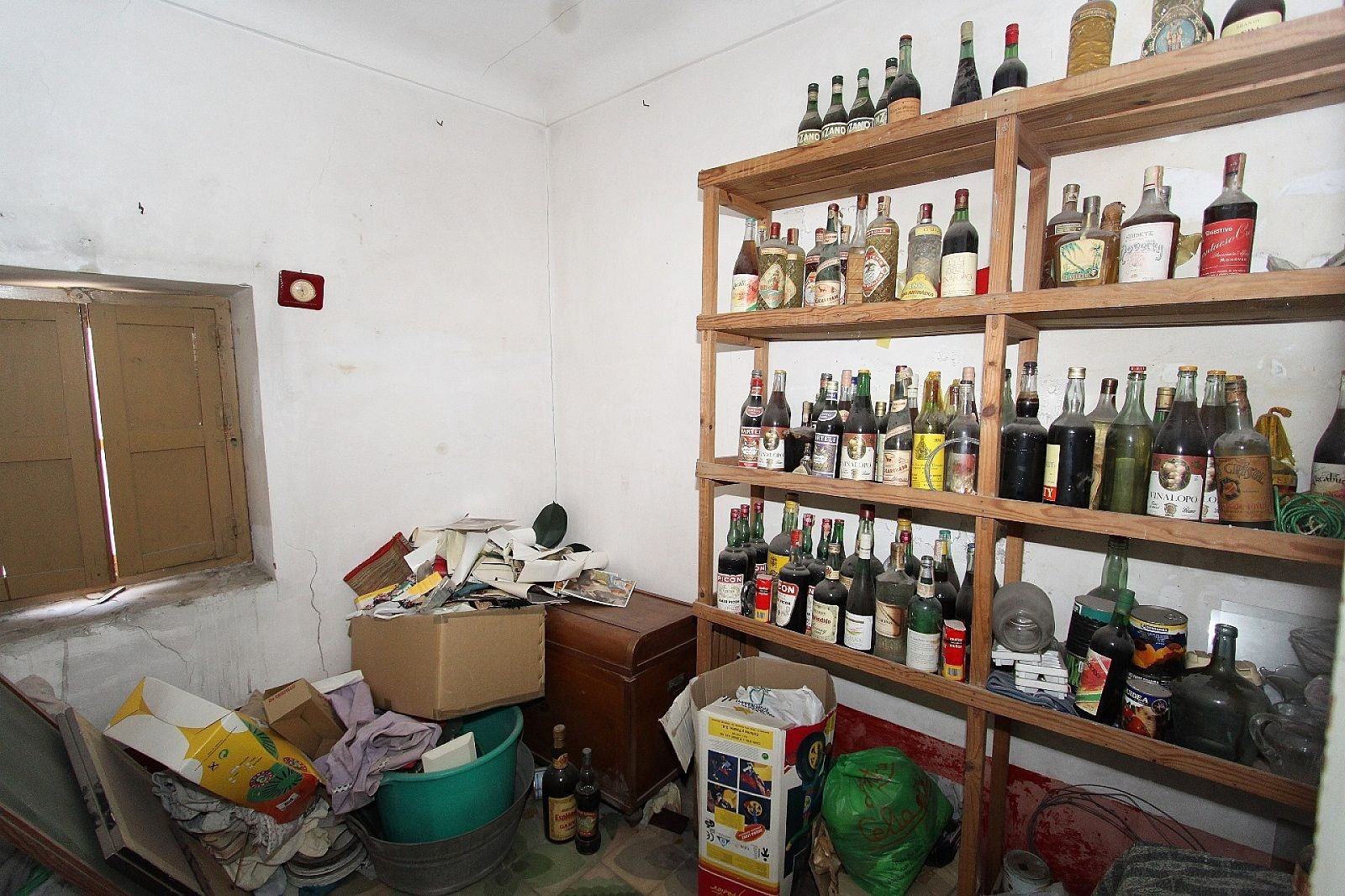 Resale - 6 Bedroom 1 Bathroom Townhouse in Villena -  - Alicante