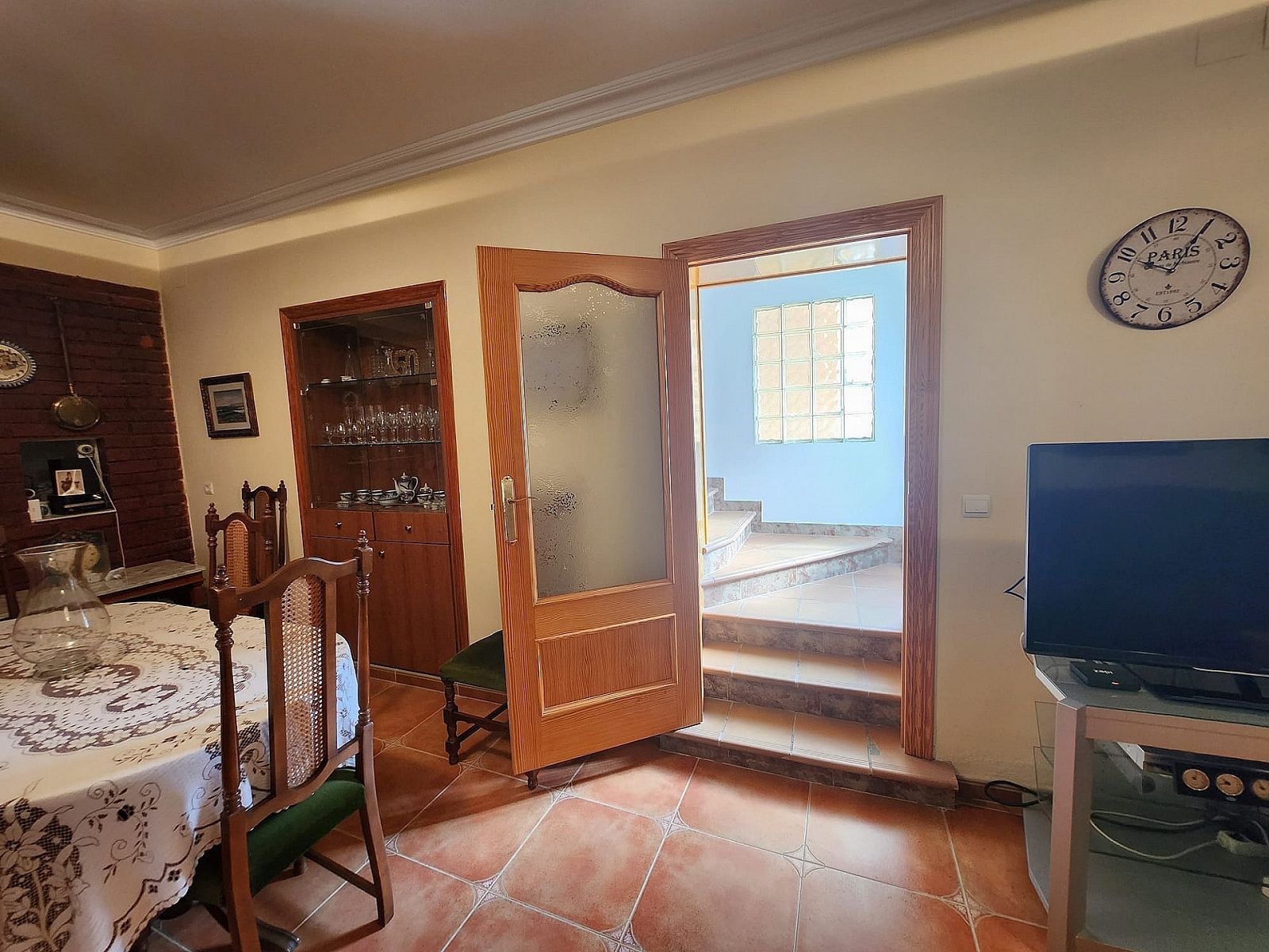 Resale - 7 Bedroom 2 Bathroom Country house in Villena -  - Alicante