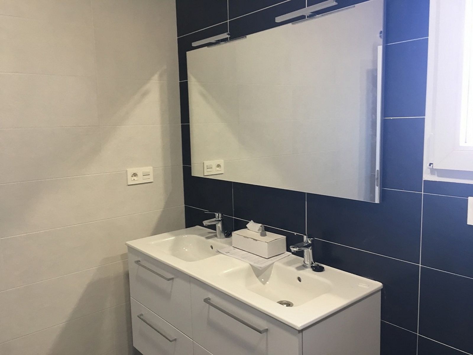 Resale - 4 Bedroom 3 Bathroom Villa in Pinoso -  - Alicante