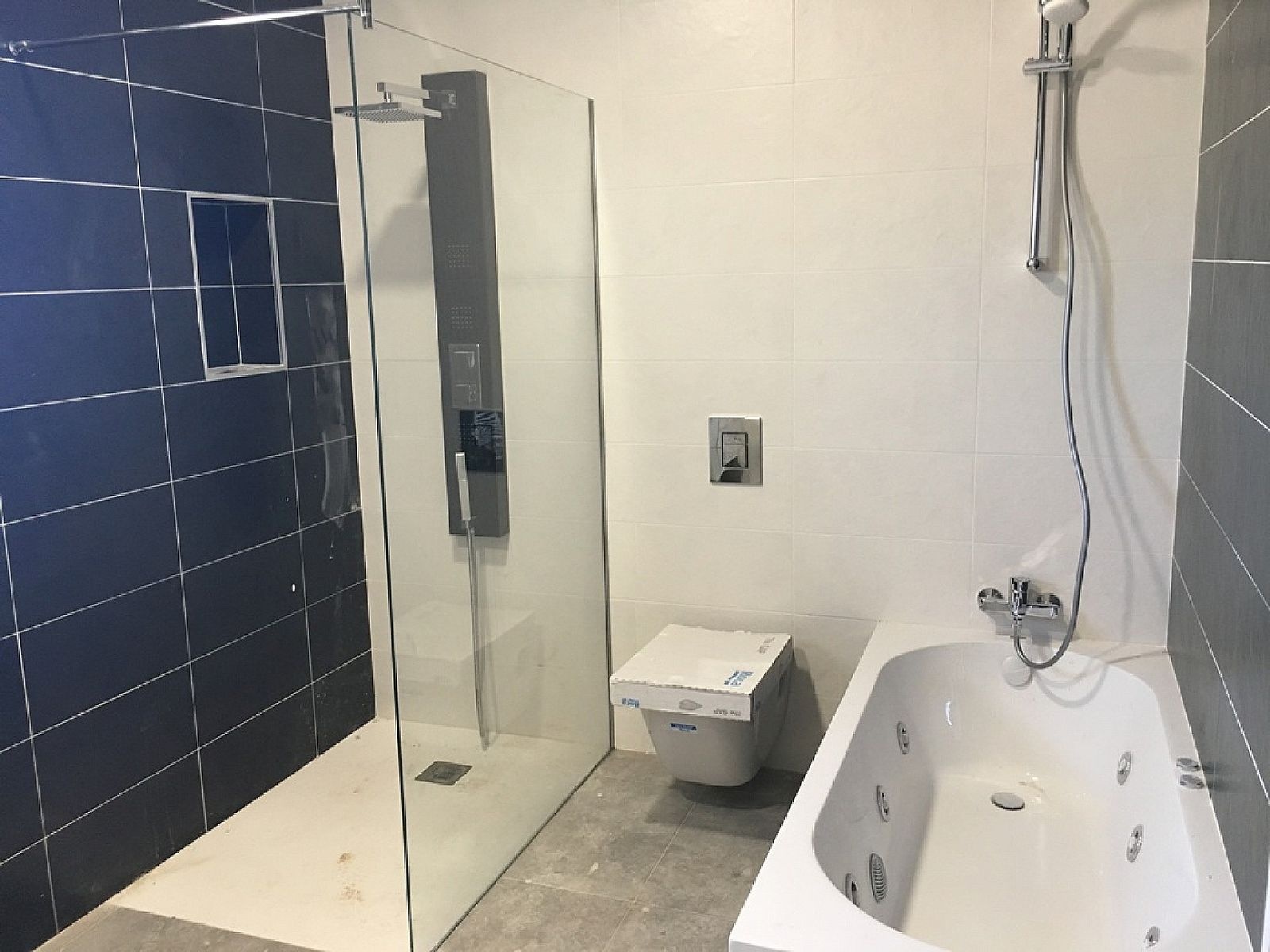 Resale - 4 Bedroom 3 Bathroom Villa in Pinoso -  - Alicante