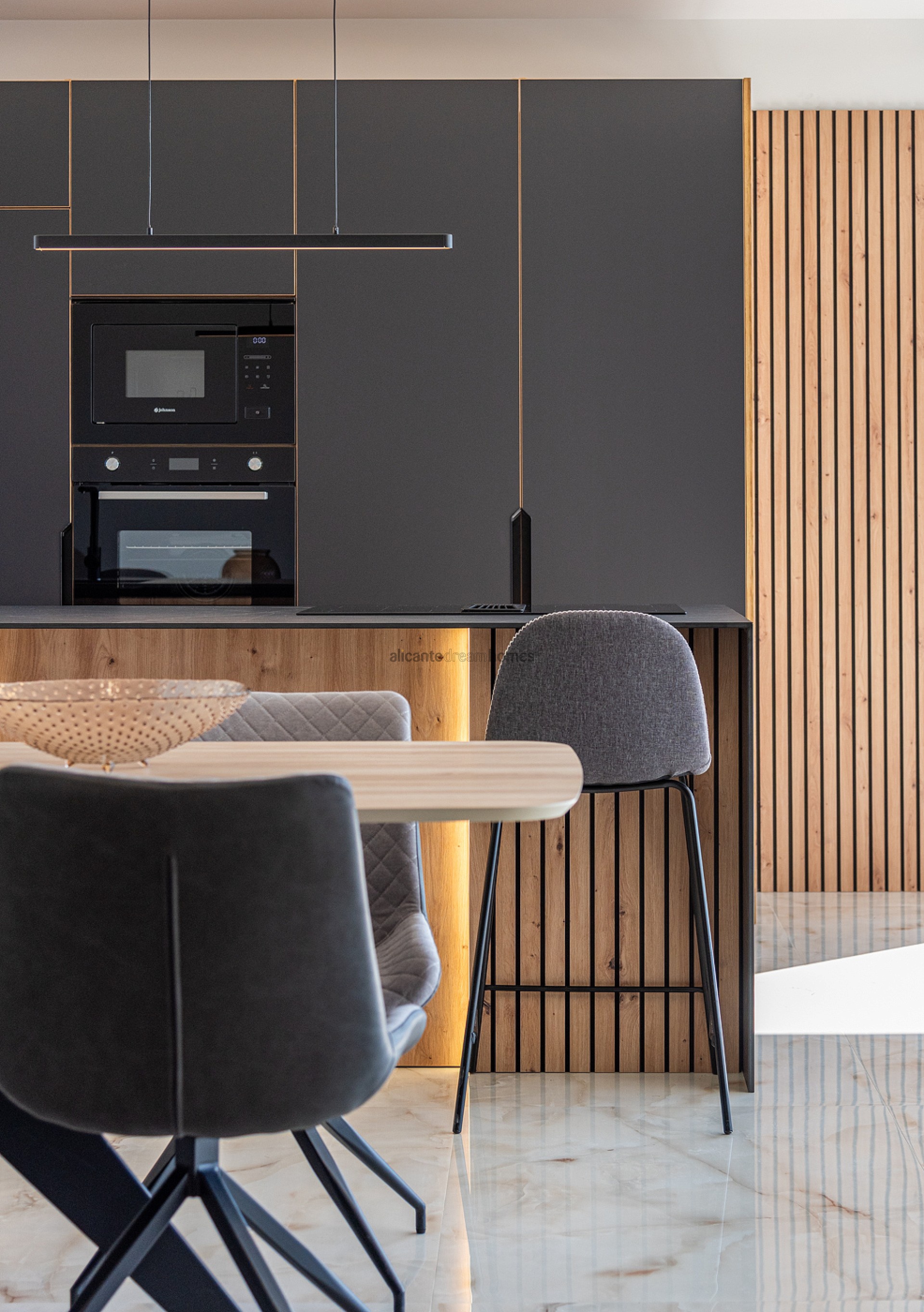 Resale - 3 Bedroom 2 Bathroom Villa in Algorfa -  - Alicante