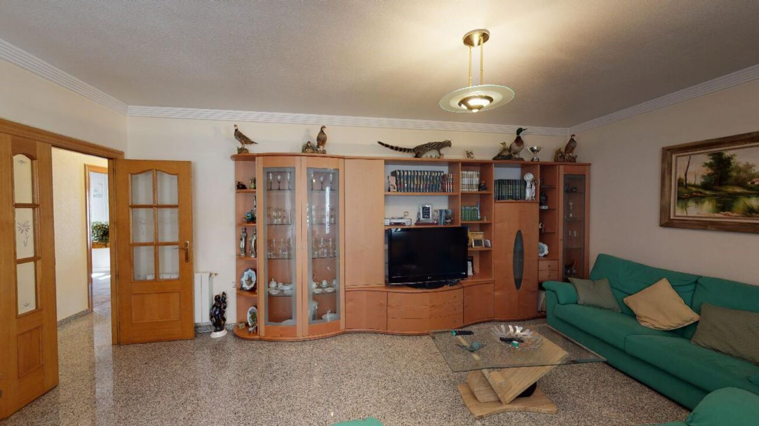 Resale - 4 Bedroom 3 Bathroom Villa in Sax -  - Alicante