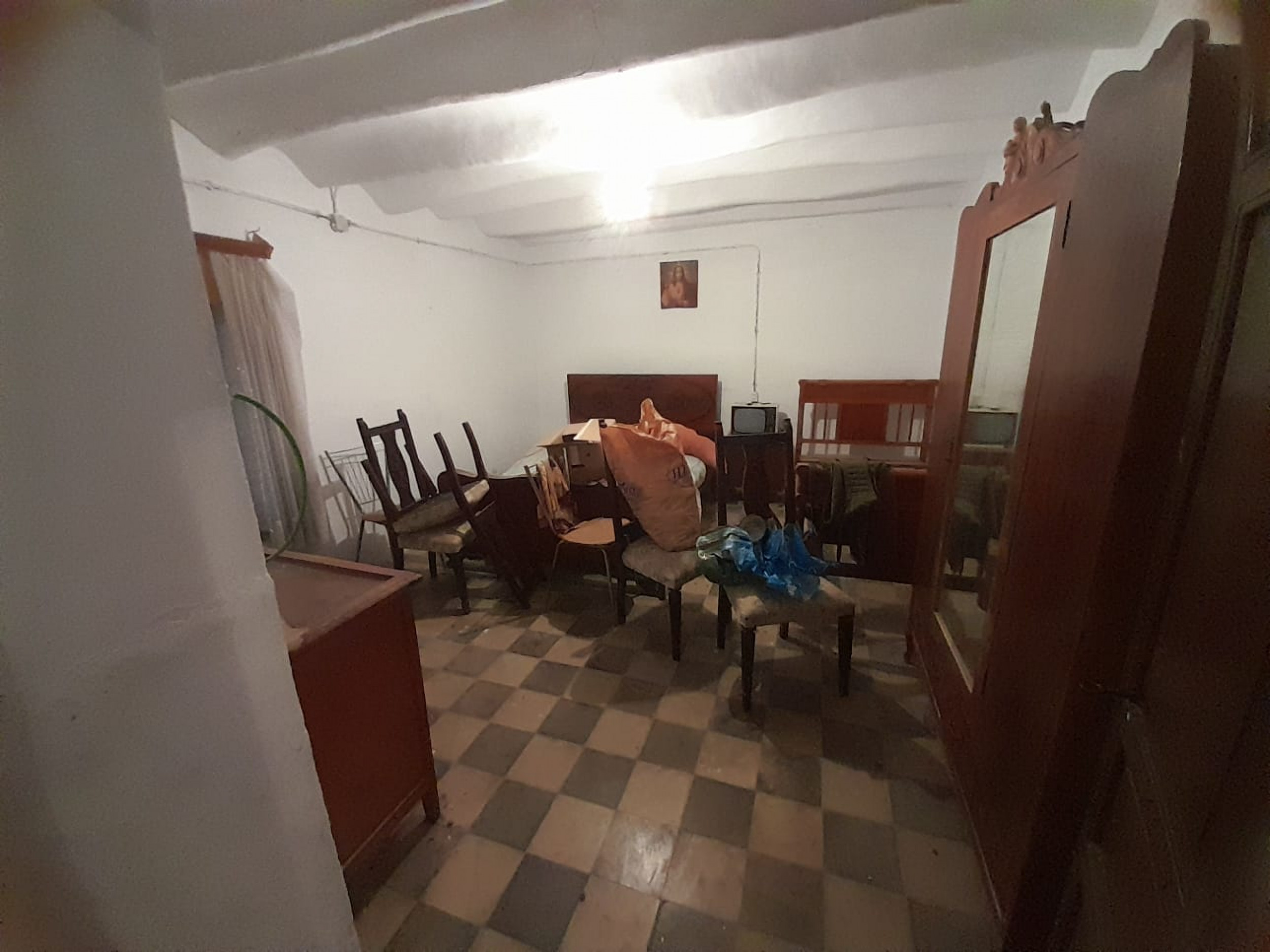 Resale - 6 Bedroom 2 Bathroom Country house in Monóvar -  - Alicante