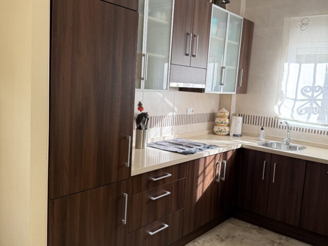 Resale - 3 Bedroom 2 Bathroom Villa in La Romana -  - Alicante