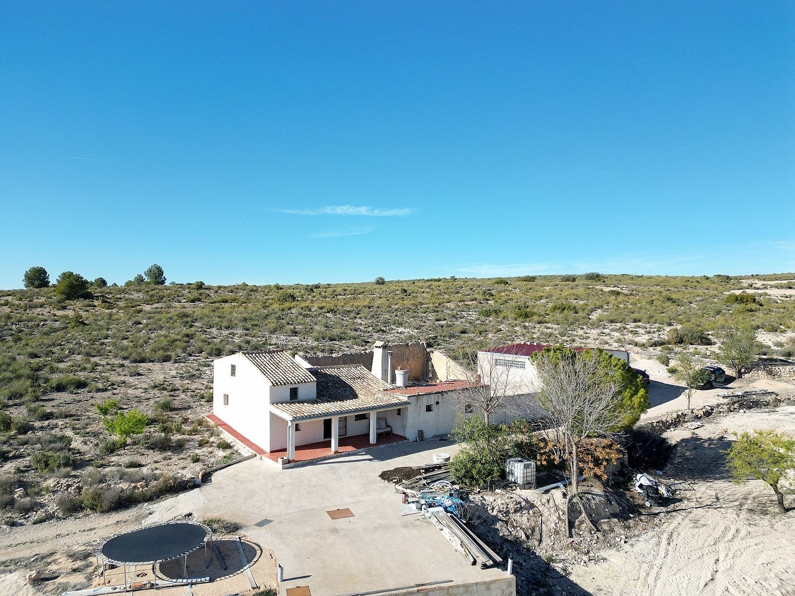 Resale - 5 Bedroom 1 Bathroom Country house in Caudete -  - Albacete