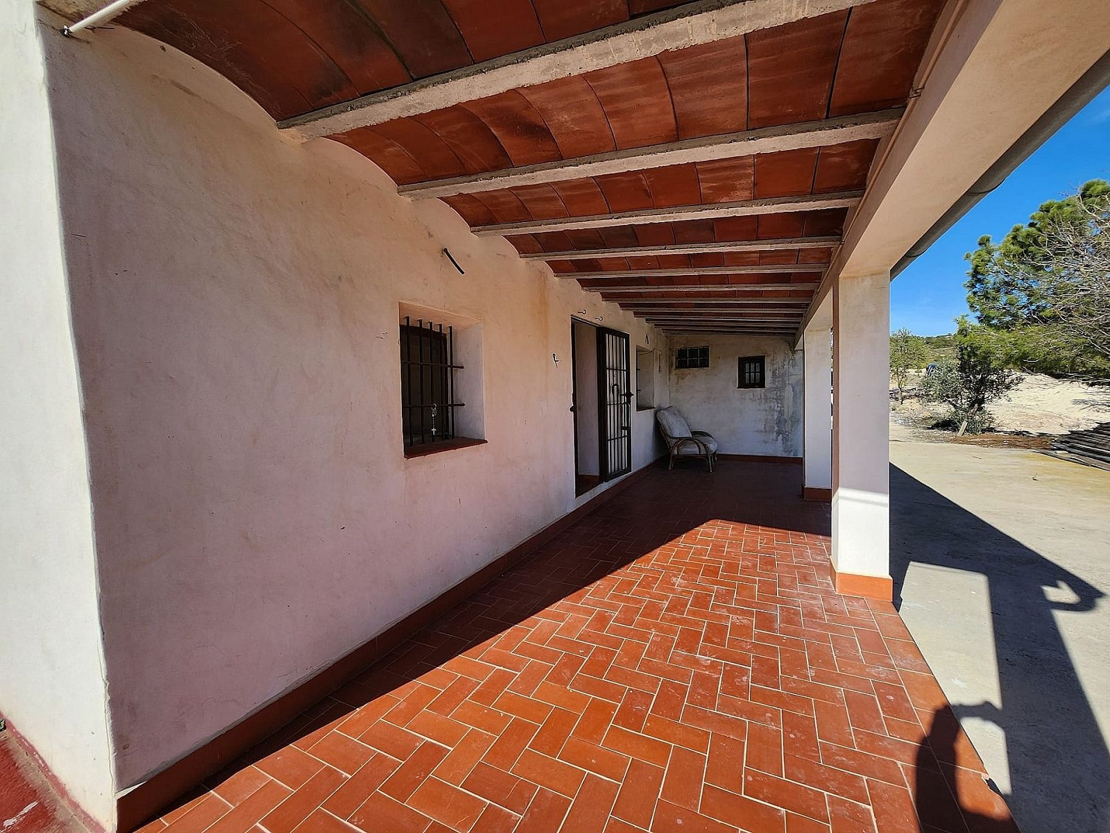 Resale - 5 Bedroom 1 Bathroom Country house in Caudete -  - Albacete