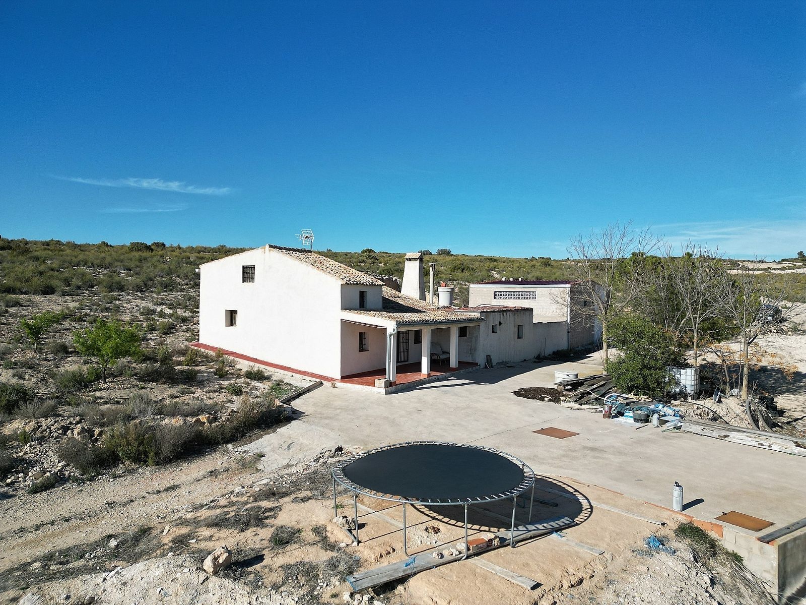 Resale - 5 Bedroom 1 Bathroom Country house in Caudete -  - Albacete