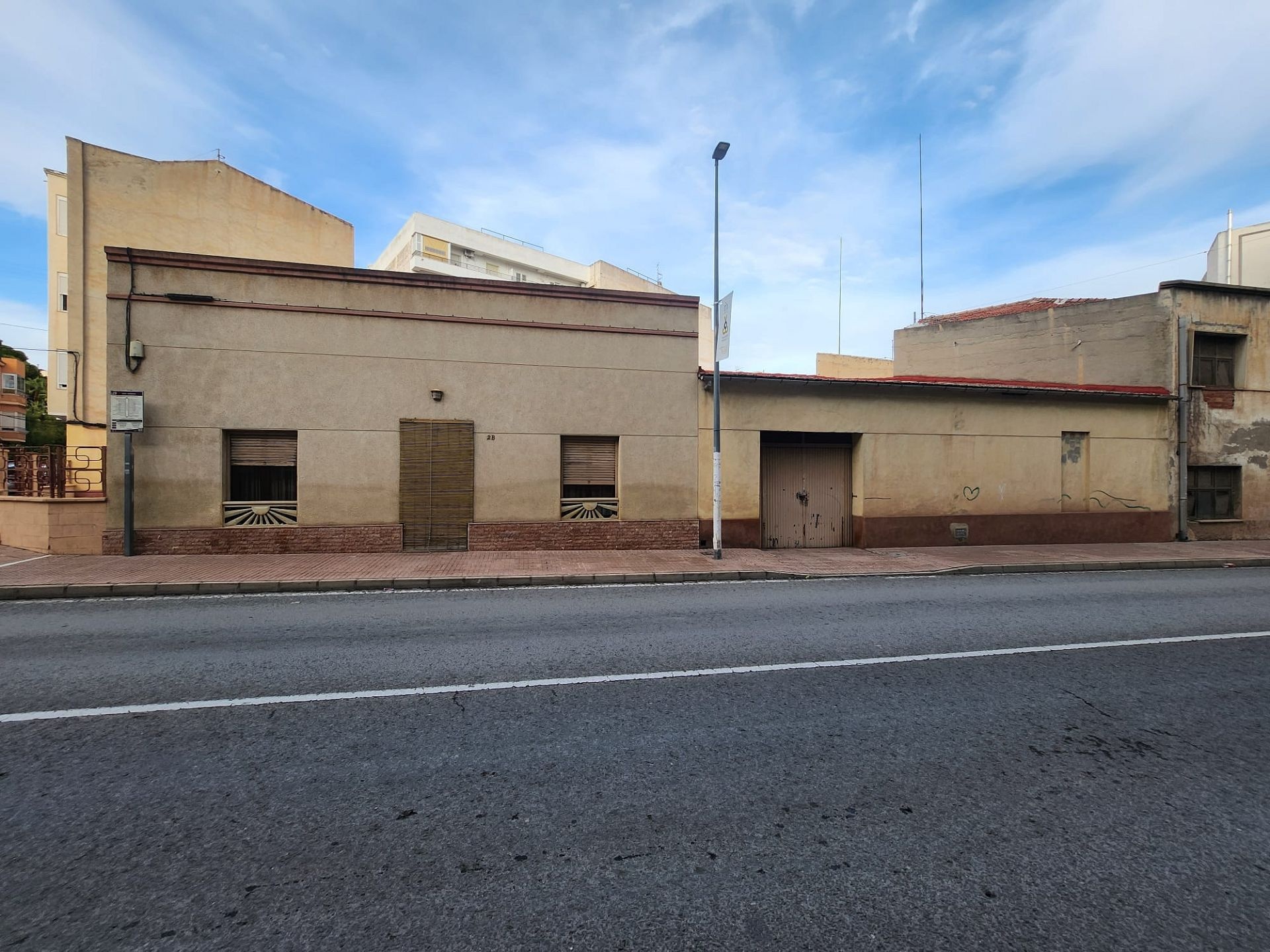 Resale - 4 Bedroom 2 Bathroom Townhouse in Monóvar -  - Alicante