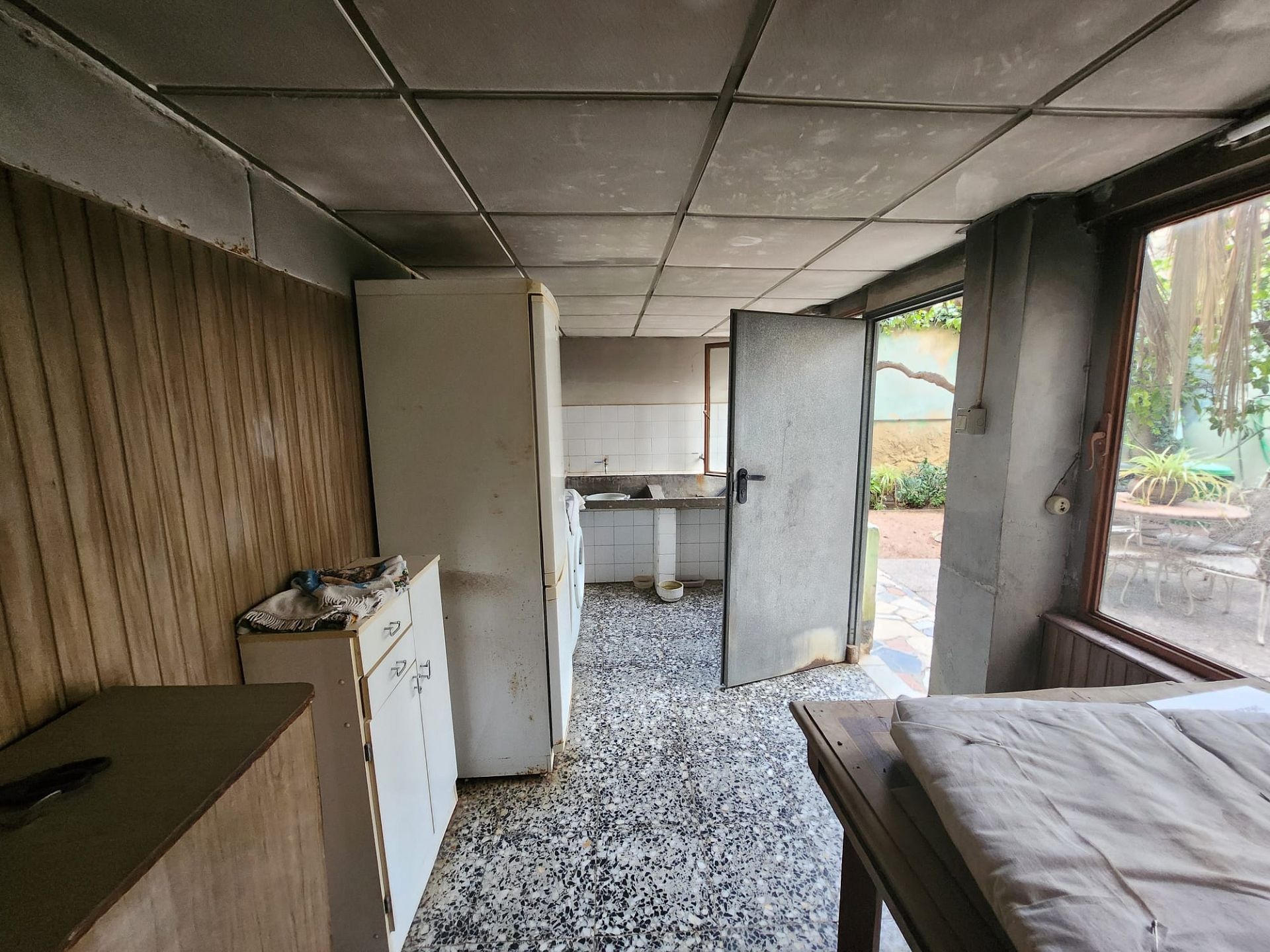 Resale - 4 Bedroom 2 Bathroom Townhouse in Monóvar -  - Alicante