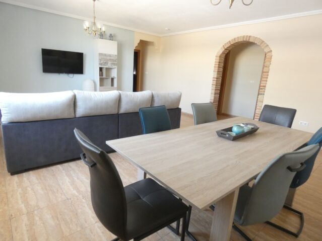 Resale - 6 Bedroom 5 Bathroom Villa in Macisvenda -  - Murcia