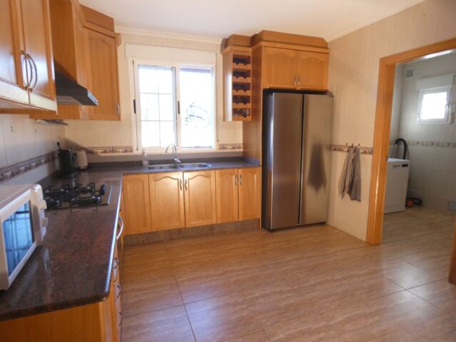 Resale - 6 Bedroom 5 Bathroom Villa in Macisvenda -  - Murcia