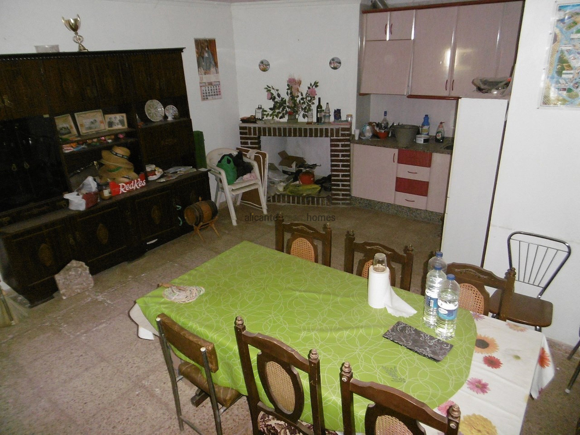 Resale - 3 Bedroom 1 Bathroom Country house in Yecla -  - Murcia