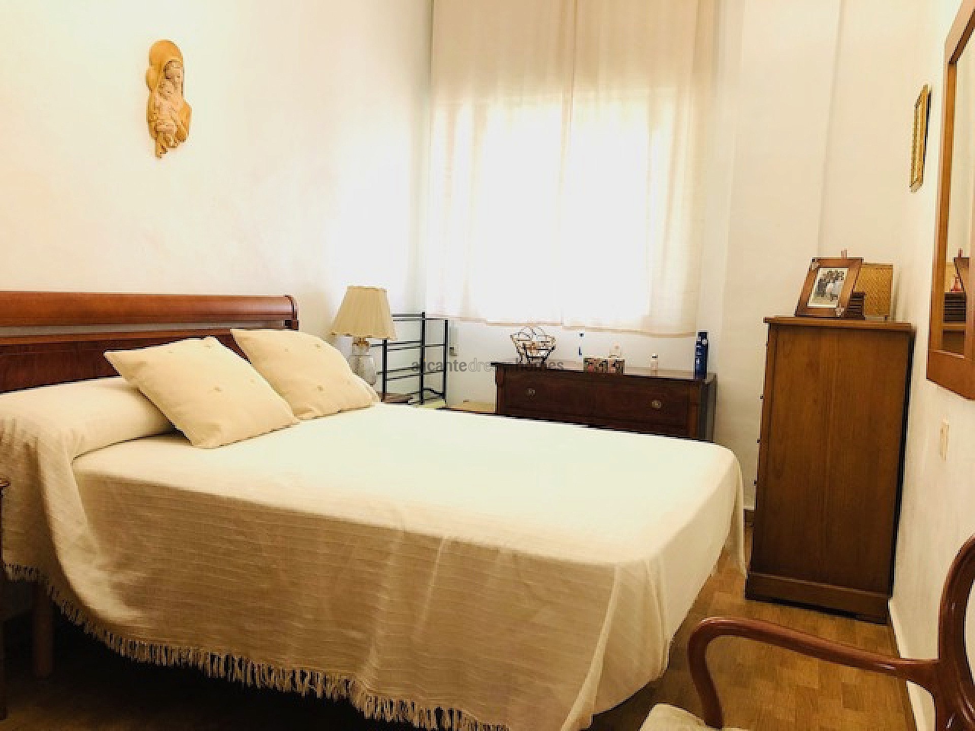 Resale - 4 Bedroom 1 Bathroom Country house in Yecla -  - Murcia