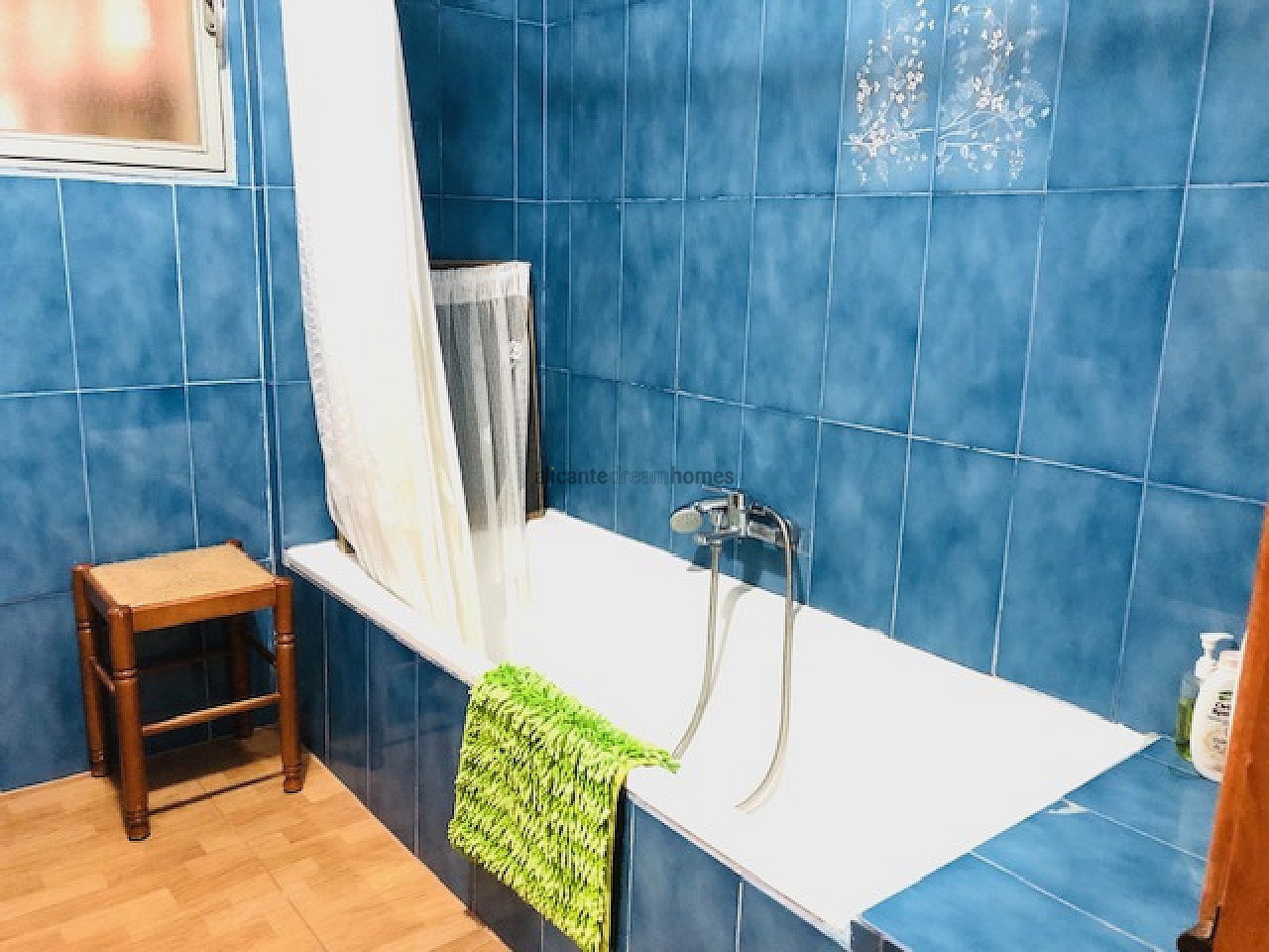 Resale - 4 Bedroom 1 Bathroom Country house in Yecla -  - Murcia