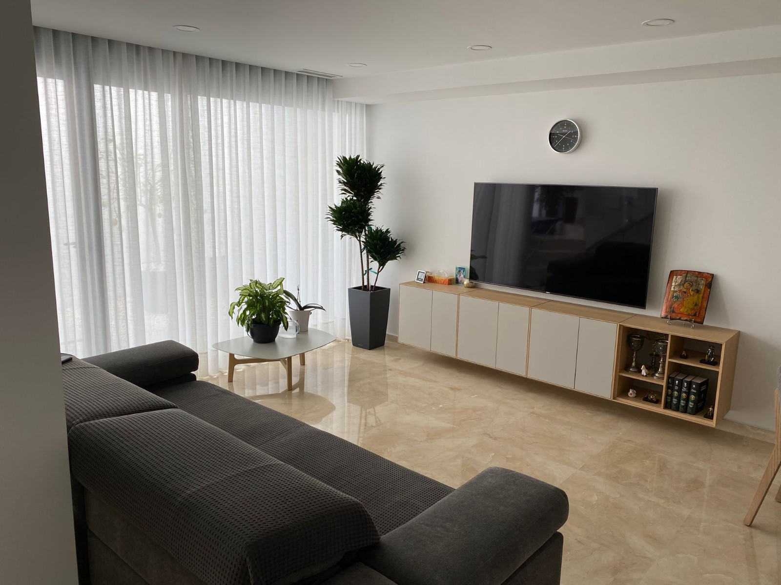 Resale - 3 Bedroom 3 Bathroom Villa in Finestrat - , Finestrat, Alicante, Spain - Alicante