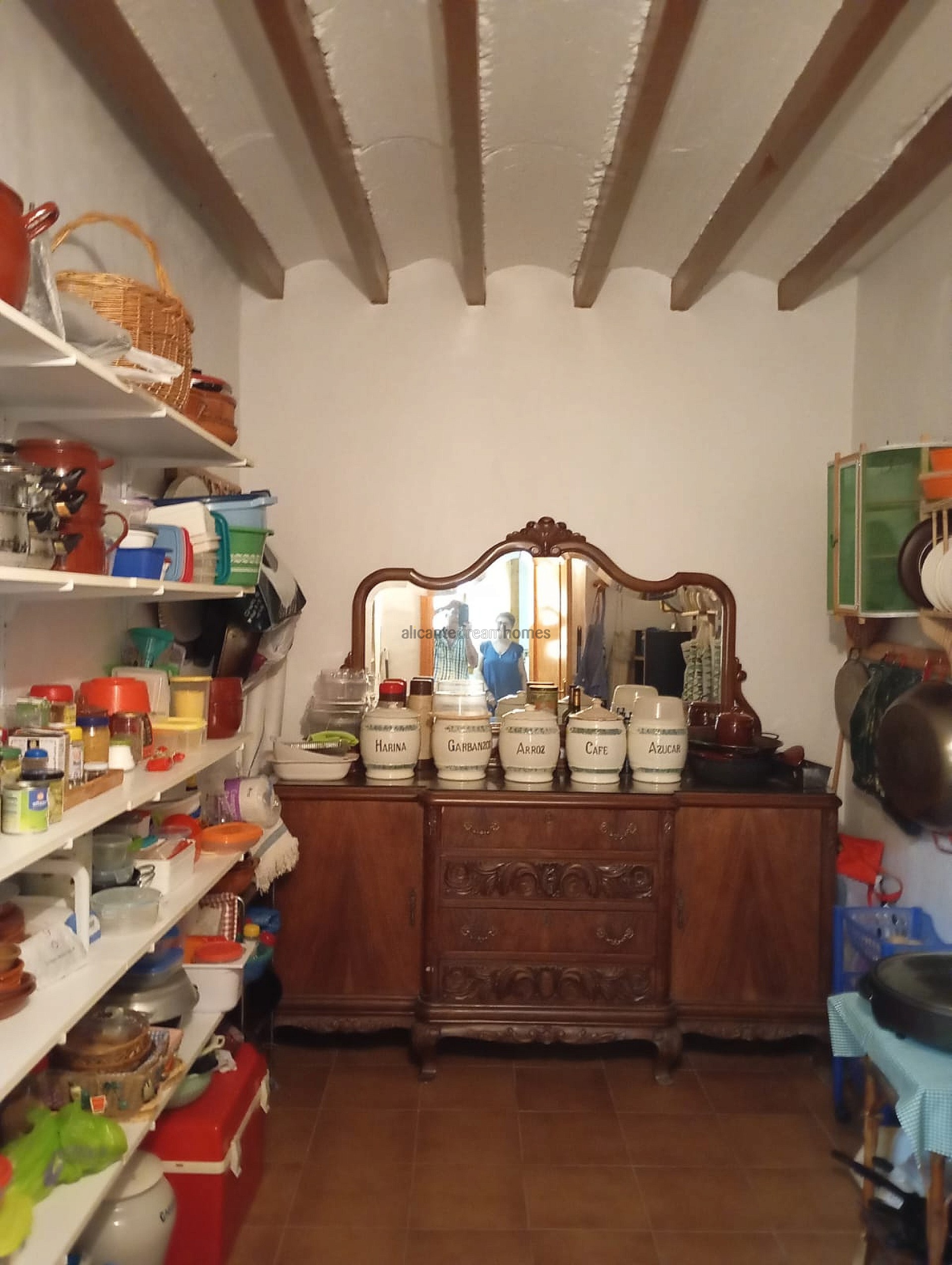 Resale - 3 Bedroom 2 Bathroom Country house in Yecla -  - Murcia