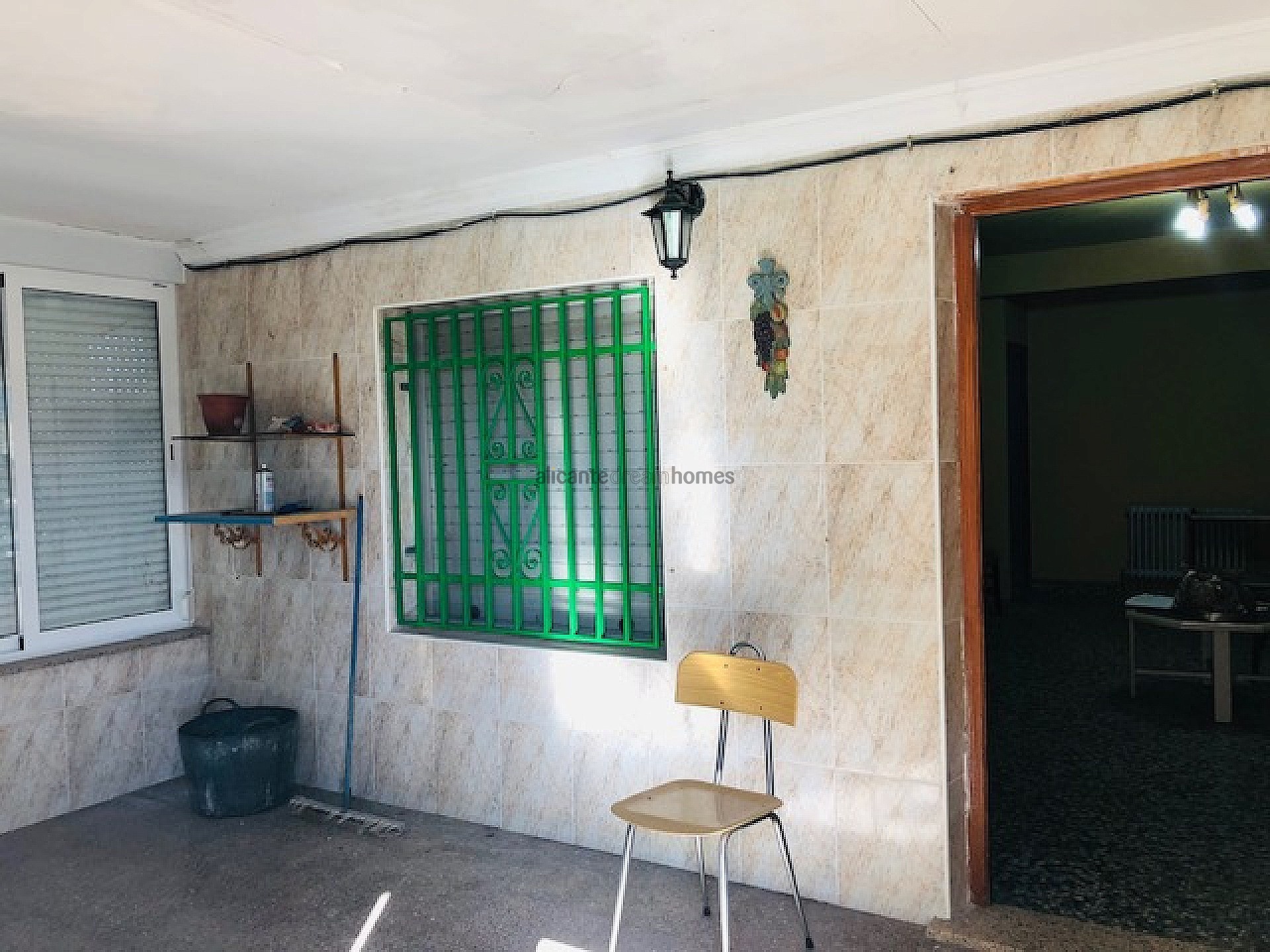 Resale - 4 Bedroom 1 Bathroom Country house in Yecla -  - Murcia