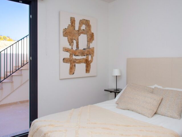 Resale - 3 Bedroom 2 Bathroom Townhouse in Monforte del Cid -  - Alicante