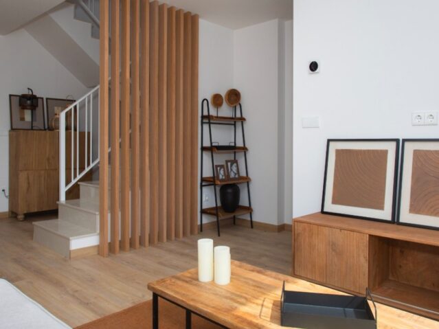 Resale - 3 Bedroom 2 Bathroom Townhouse in Monforte del Cid -  - Alicante