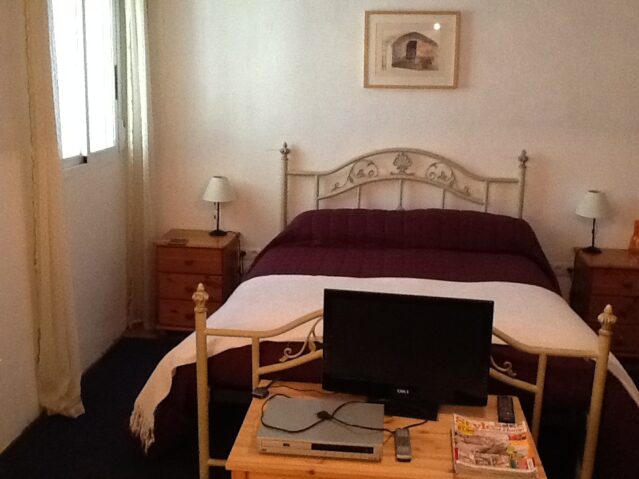 Resale - 4 Bedroom 3 Bathroom Villa in La Romana -  - Alicante