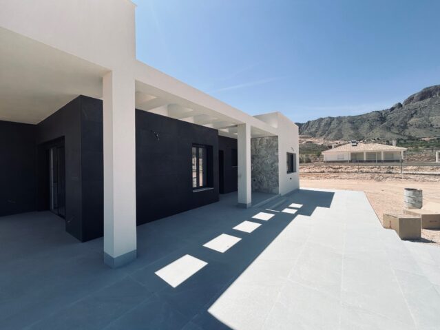 Resale - 3 Bedroom 2 Bathroom Villa in Macisvenda -  - Murcia