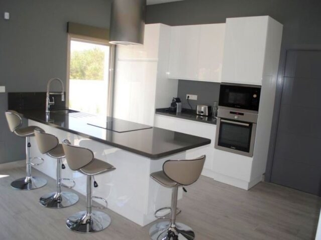 3 Bedroom 2 Bathroom Villa in Pinoso