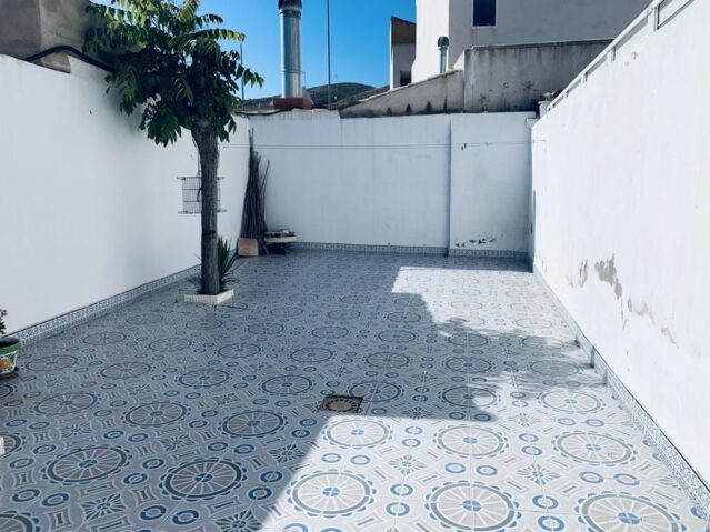 Resale - 3 Bedroom 2 Bathroom Townhouse in Hondon de los Frailes -  - Alicante