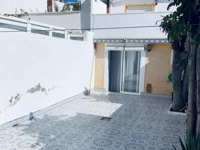 Resale - 3 Bedroom 2 Bathroom Townhouse in Hondon de los Frailes -  - Alicante