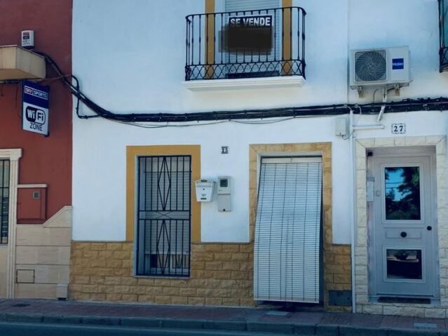 Resale - 3 Bedroom 2 Bathroom Townhouse in Hondon de los Frailes -  - Alicante