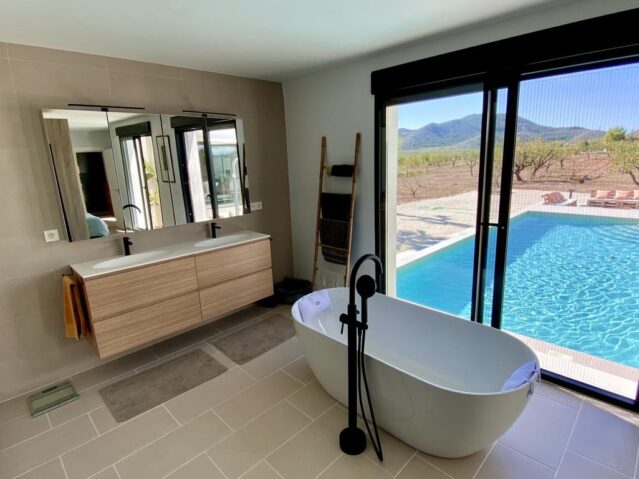 Resale - 3 Bedroom 2 Bathroom Villa in Hondon de las Nieves - , Hondon de las Nieves, Alicante, Spain - Alicante