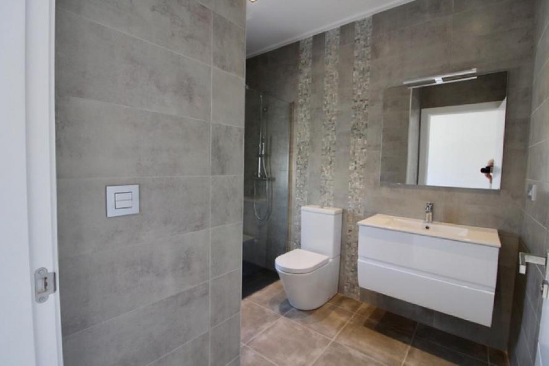 Resale - 3 Bedroom 3 Bathroom Villa in Aspe -  - Alicante