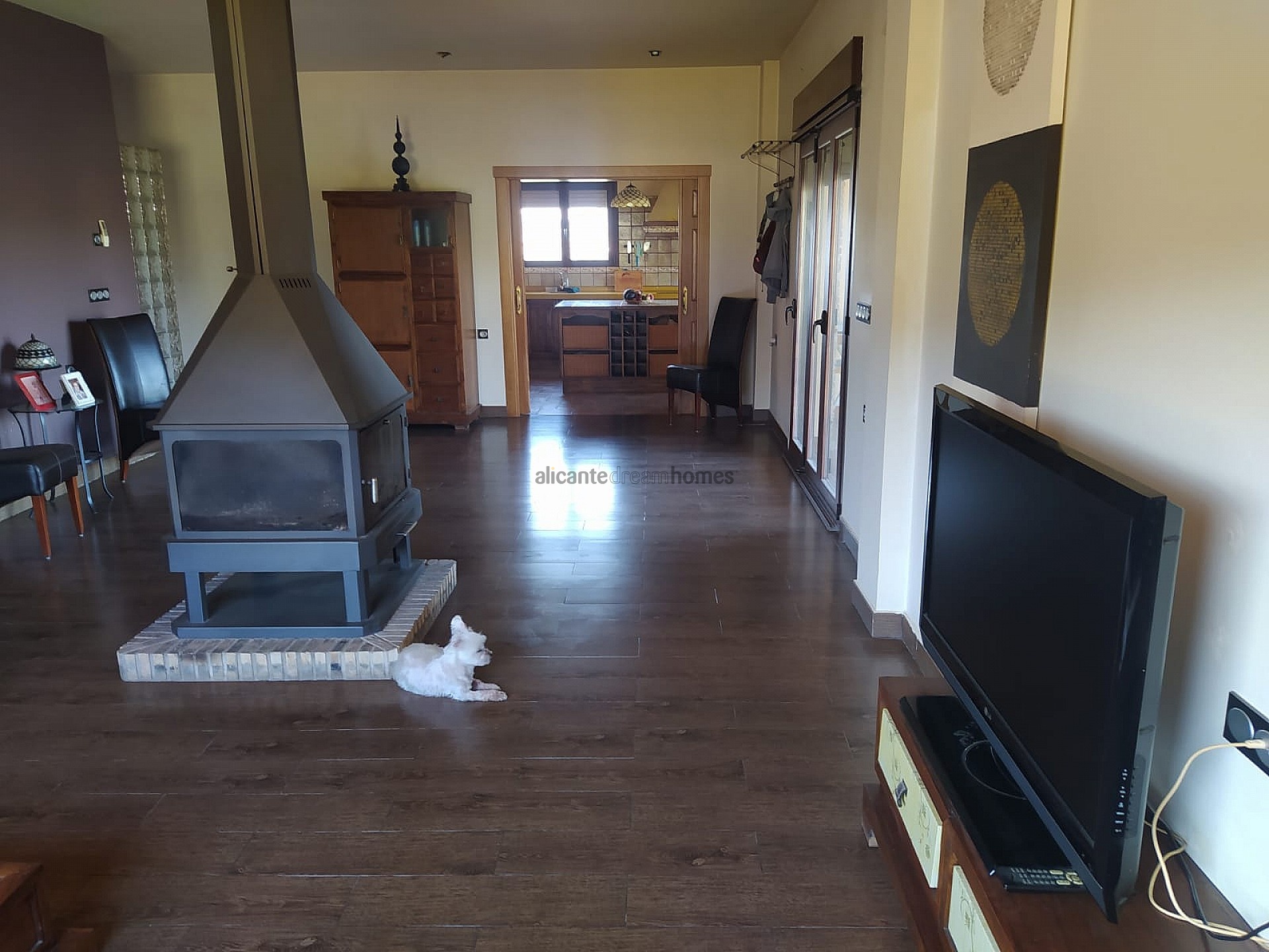 Resale - 2 Bedroom 2 Bathroom Villa in Yecla -  - Murcia