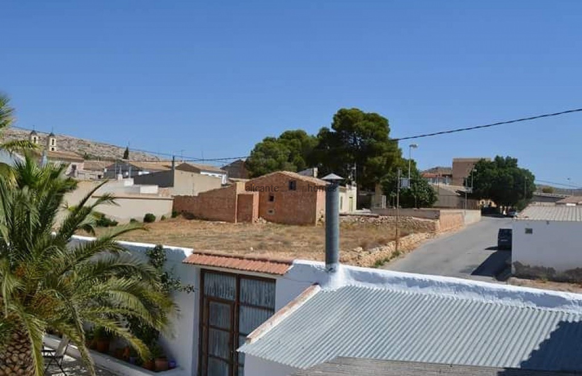 Resale - 5 Bedroom 2 Bathroom Townhouse in Torre Del Rico -  - Murcia