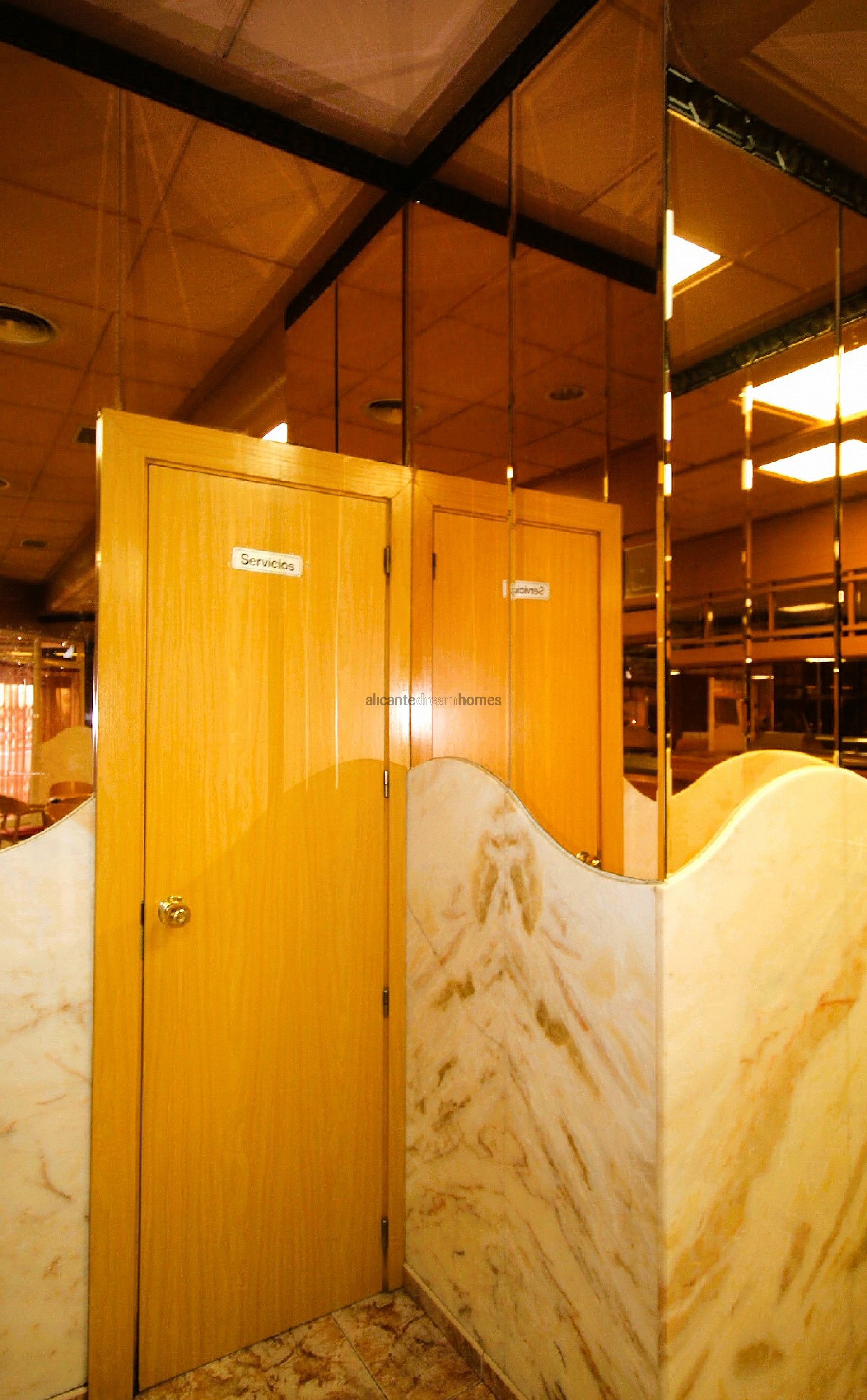 Resale - Commercial in Onil -  - Alicante