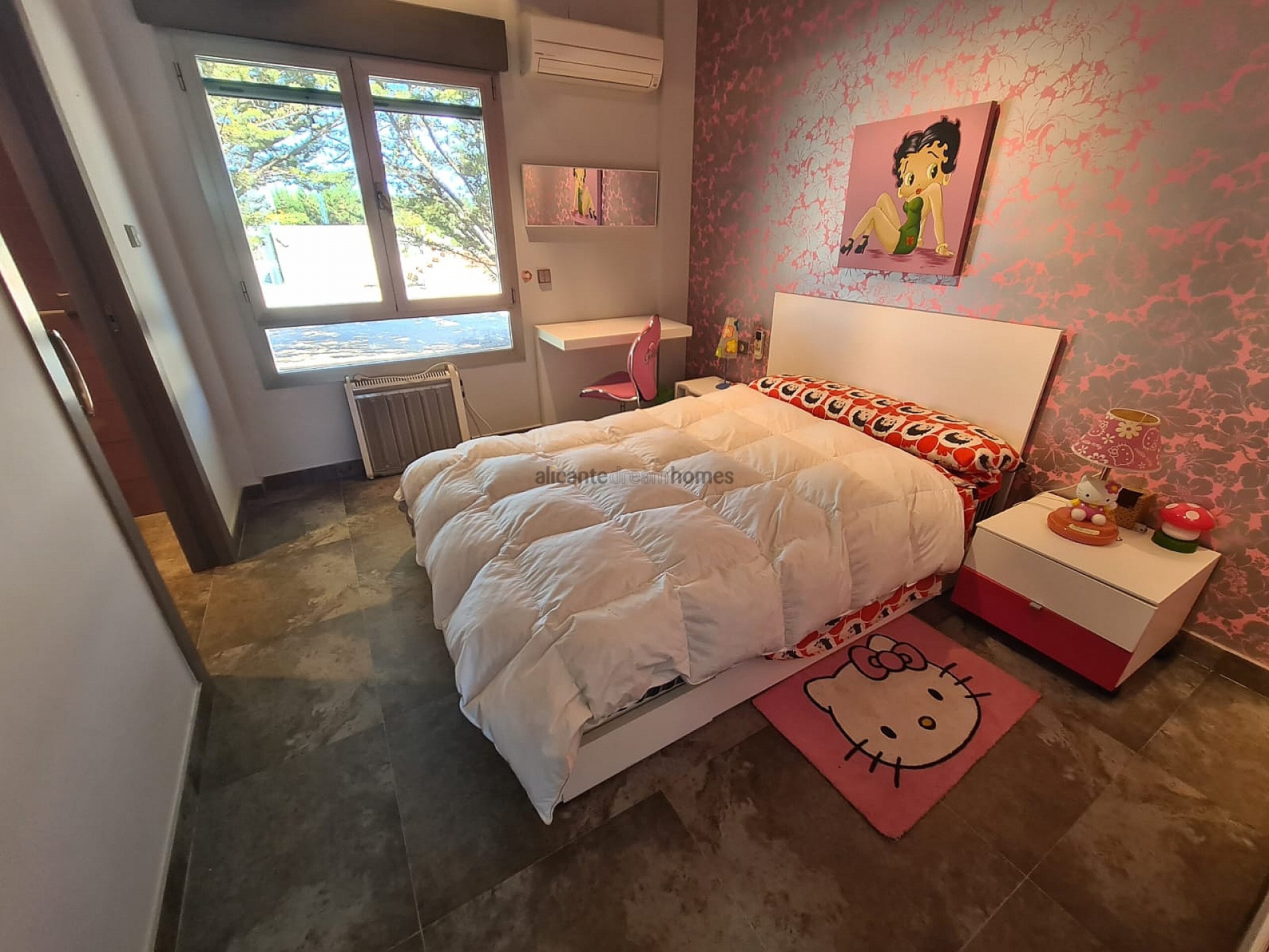 Resale - 5 Bedroom 8 Bathroom Villa in Yecla -  - Murcia