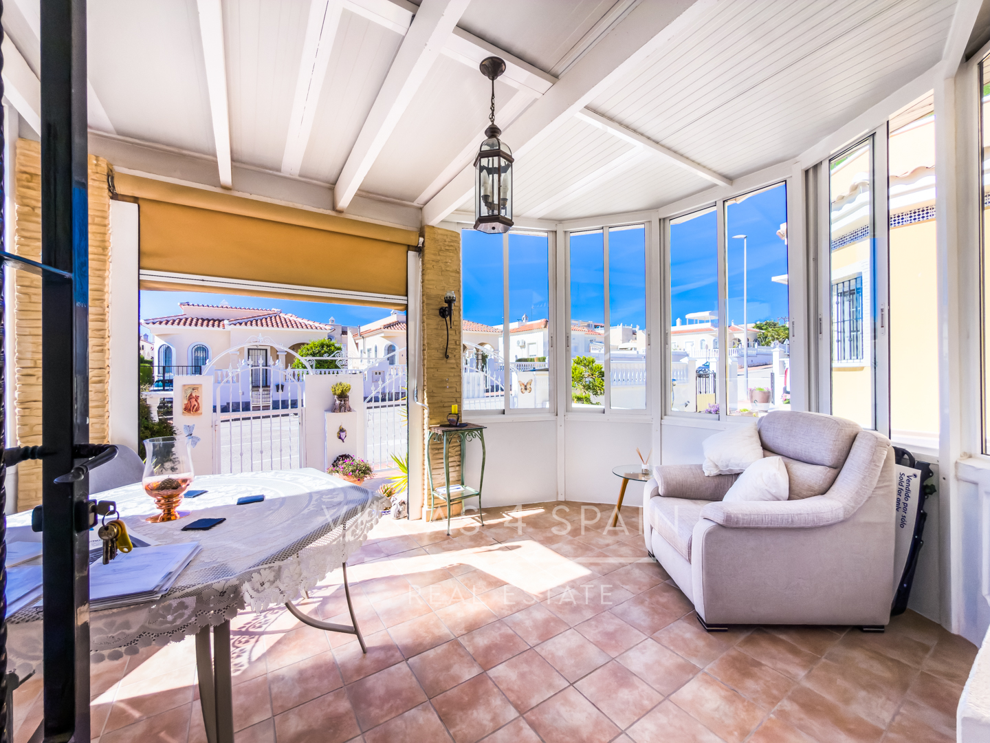 Resale - 3 Bed 2 Bath Villa With Private Pool and parking in Lo Crispin, Algorfa - av. de la estacion - Alicante