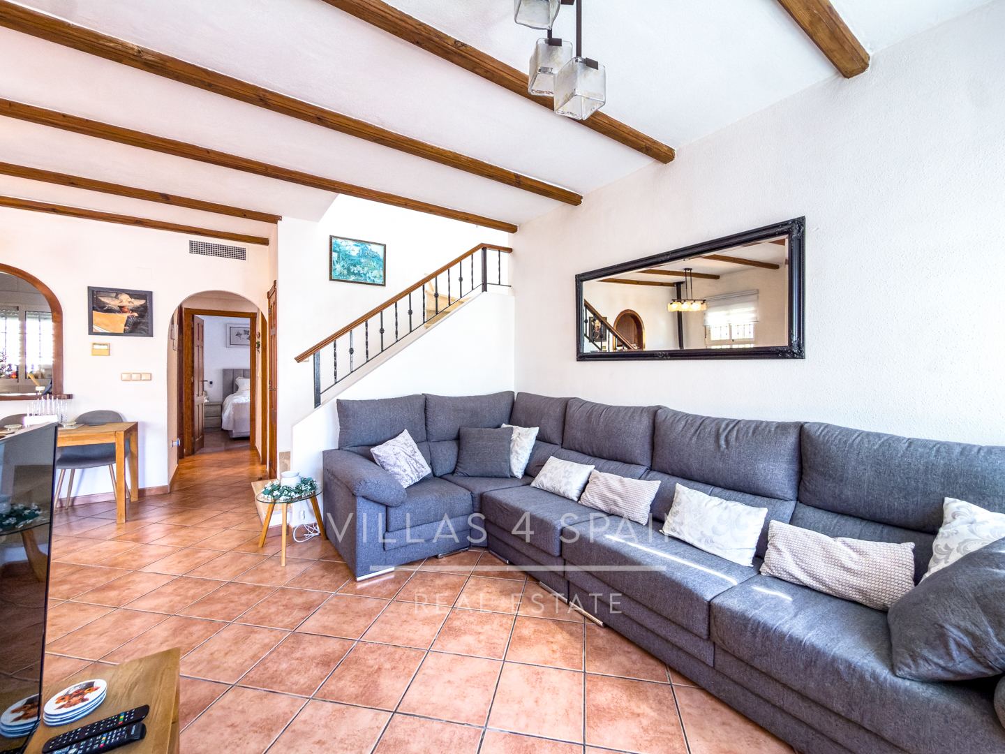 Resale - 3 Bed 2 Bath Villa With Private Pool and parking in Lo Crispin, Algorfa - av. de la estacion - Alicante
