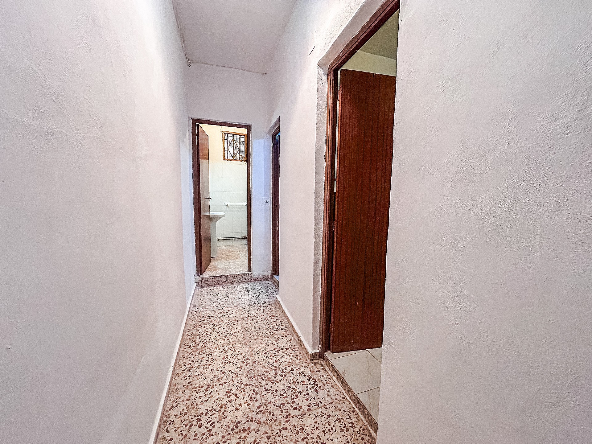 Resale - 4 Bedroom 1 Bathroom Country house in Crevillente -  - Alicante